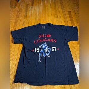 SIUE Cougars Captain America Graphic Tee Size Large